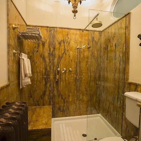 Palazzo Tommasi 3*